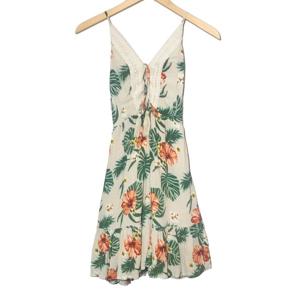 MISS ME Floral  Crochet Tassel Tie Neck Strappy Back Dress In Cream Size… - Picture 6 of 9